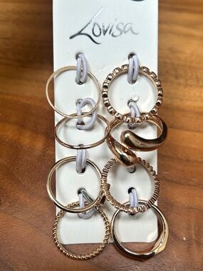Set of 8 Rings from Lovisa